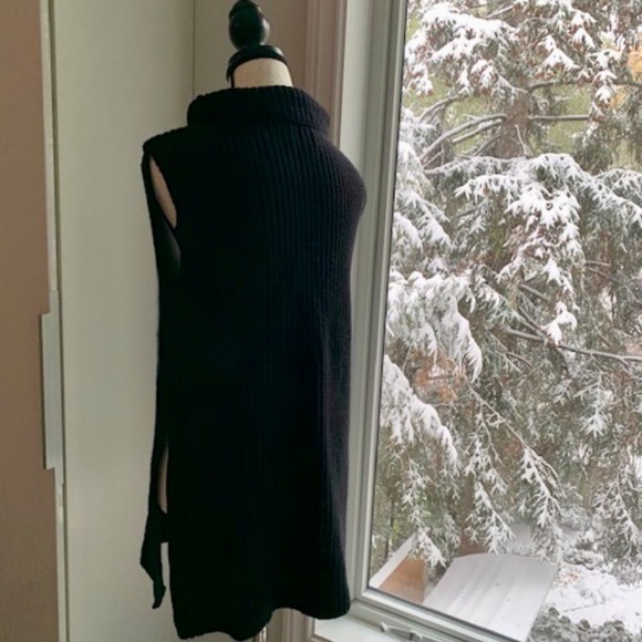 Wilfred Aritzia vest sweater like new black small - Picture 4 of 13